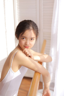 学长含着她的乳奶揉搓揉捏小说